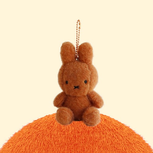 미피 SITTING 크리미 키링 8cm 브라운 (3세이상)