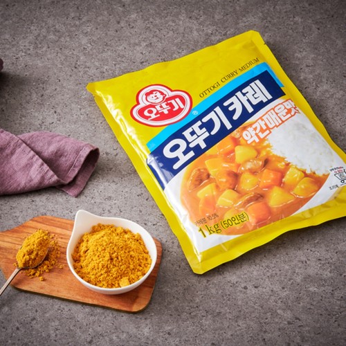 오뚜기 카레 약간매운맛 (1KG)