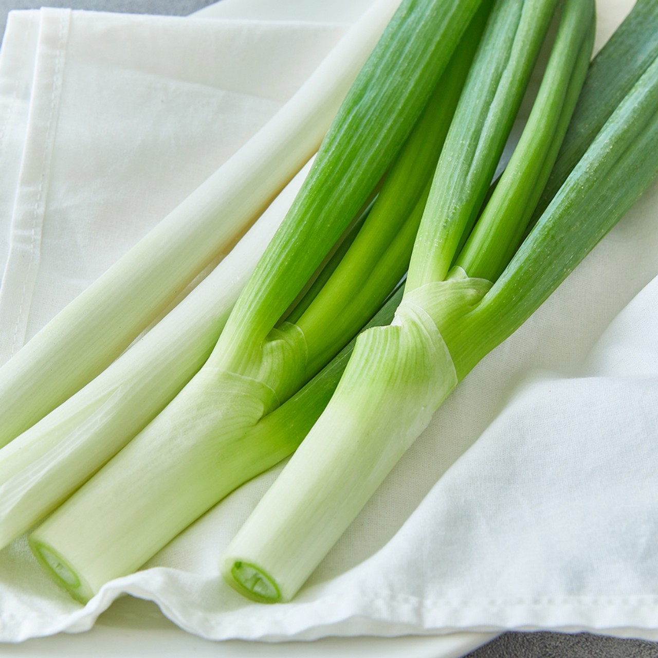 깐대파 (200G/봉)ㅣ롯데마트 제타 최상의 신선 식품과 다양한 간편식을 롯데마트 제타에서 만나보세요