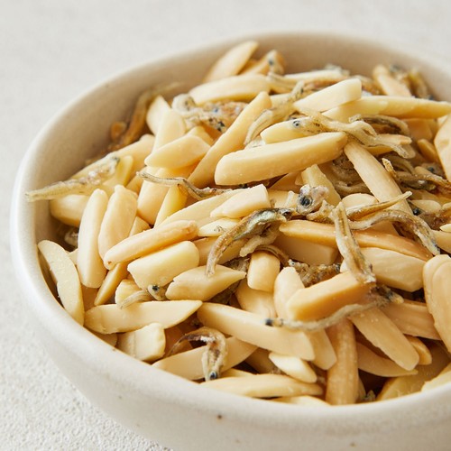 머거본 칼몬드 (250G)