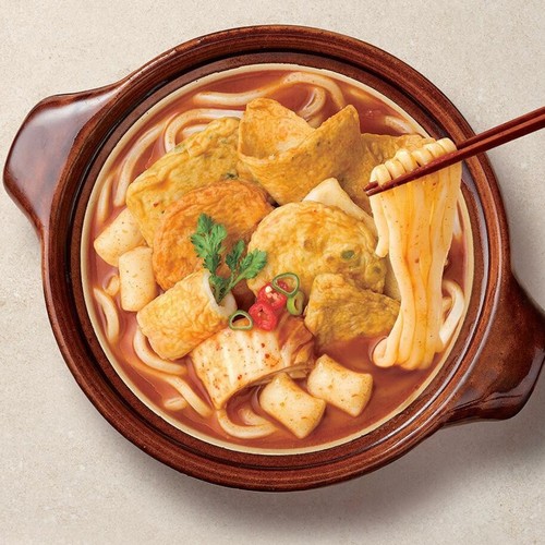 고래사어묵 김치우동전골 (740G)