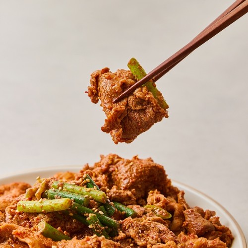요리하다 마늘쫑 듬뿍 제육볶음 (800G)
